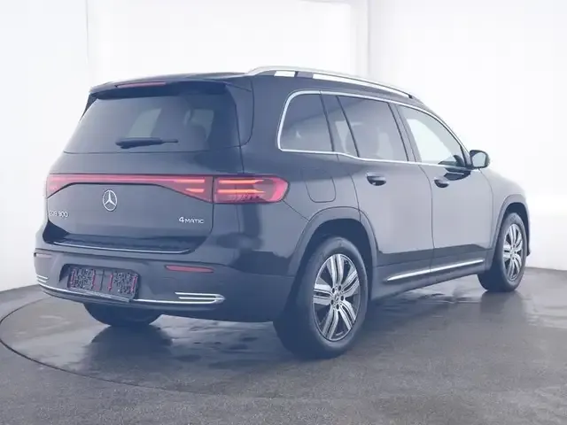 Mercedes-Benz EQB 300