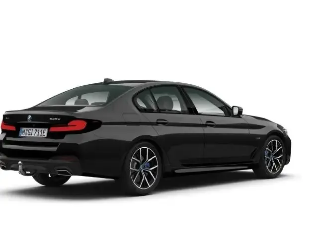 BMW 545