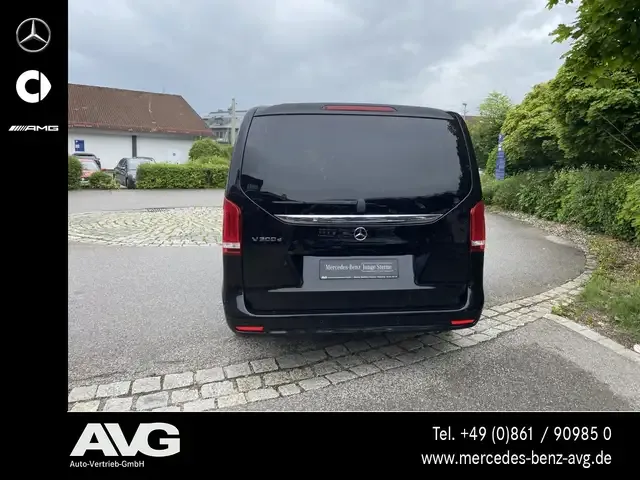 Mercedes-Benz V 300