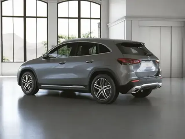 Mercedes-Benz GLA 220