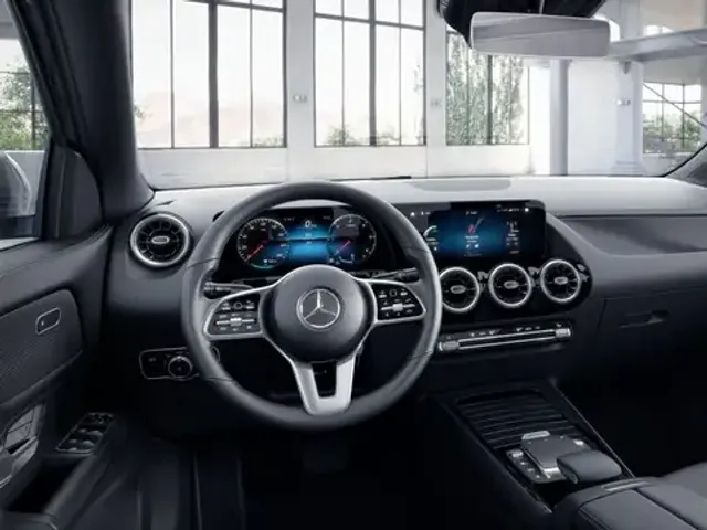Mercedes-Benz GLA 220