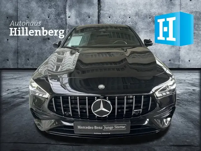 Mercedes-Benz CLA 35 AMG