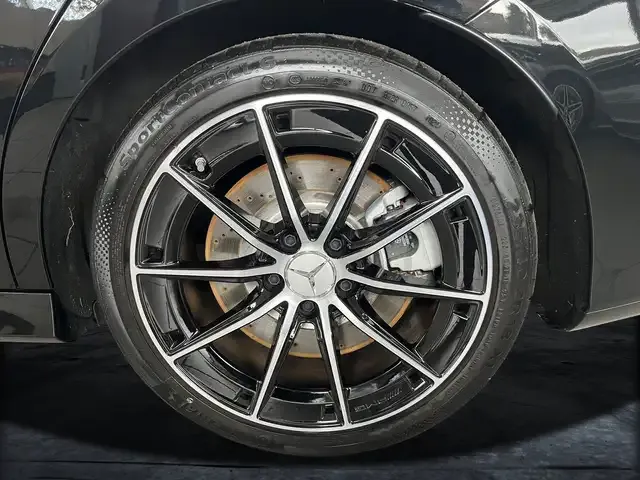 Mercedes-Benz CLA 35 AMG