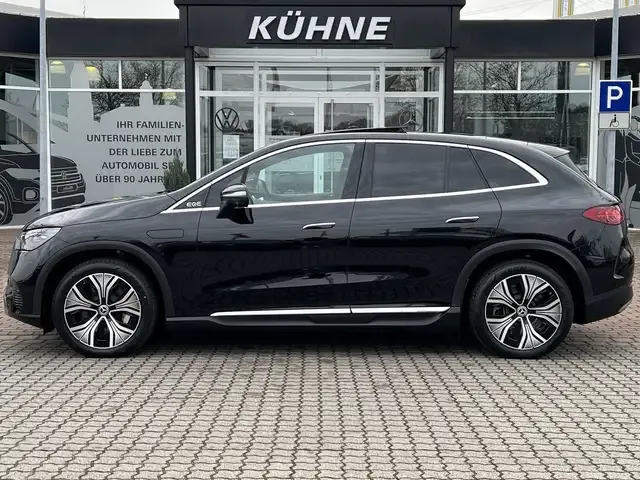 Mercedes-Benz EQE SUV