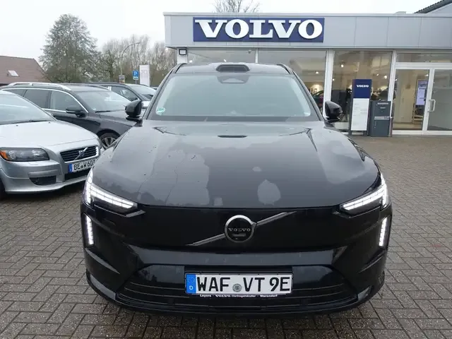 Volvo EX90