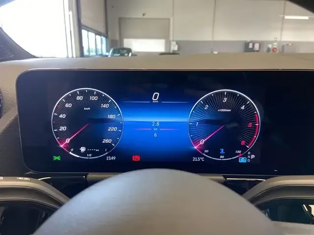 Mercedes-Benz GLA 200