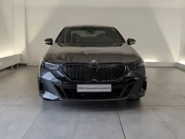 BMW 550