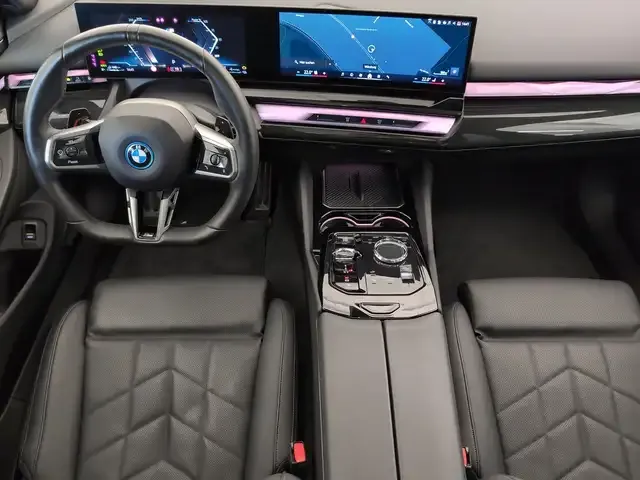BMW 550