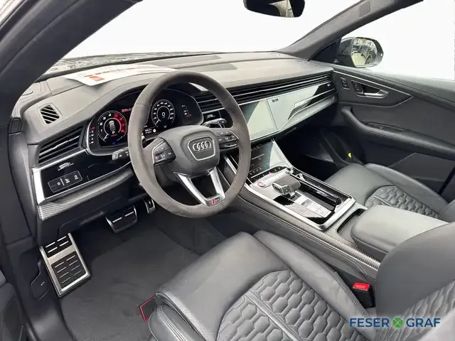 Audi RS Q8