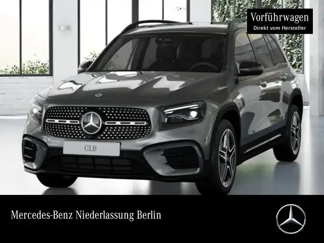 Mercedes-Benz GLB 220