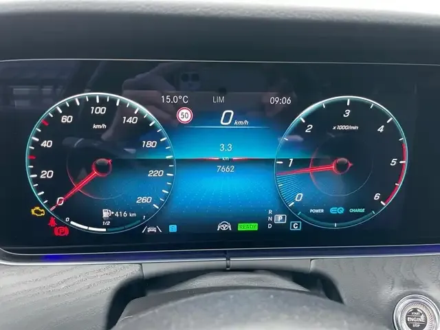 Mercedes-Benz E 220