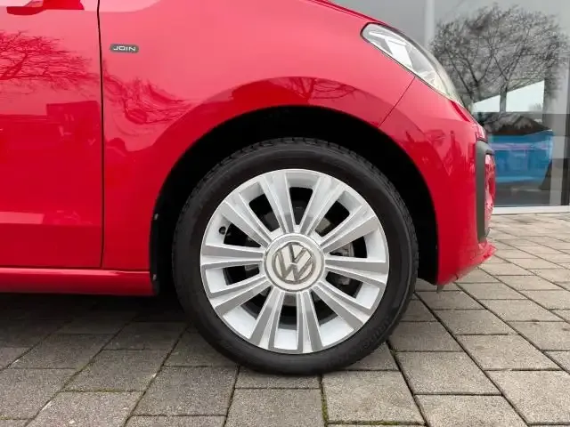 Volkswagen up!