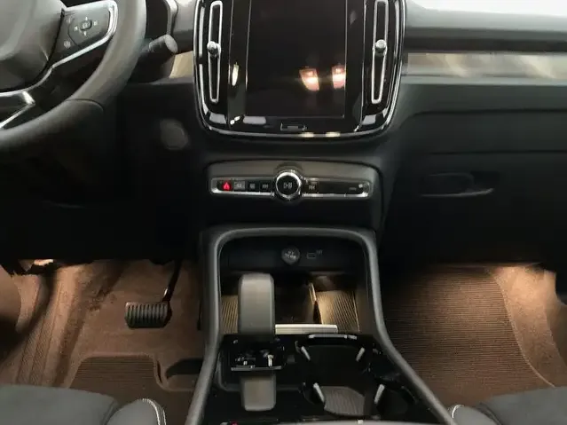 Volvo C40
