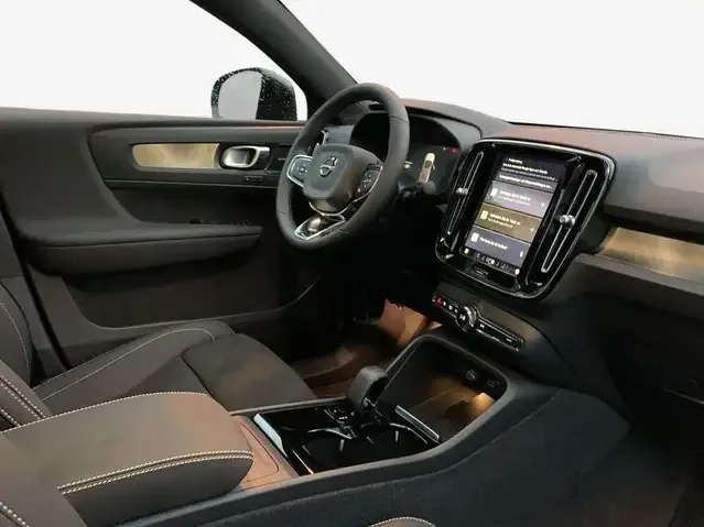 Volvo C40