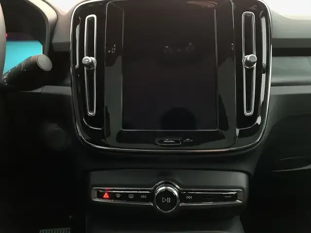 Volvo C40