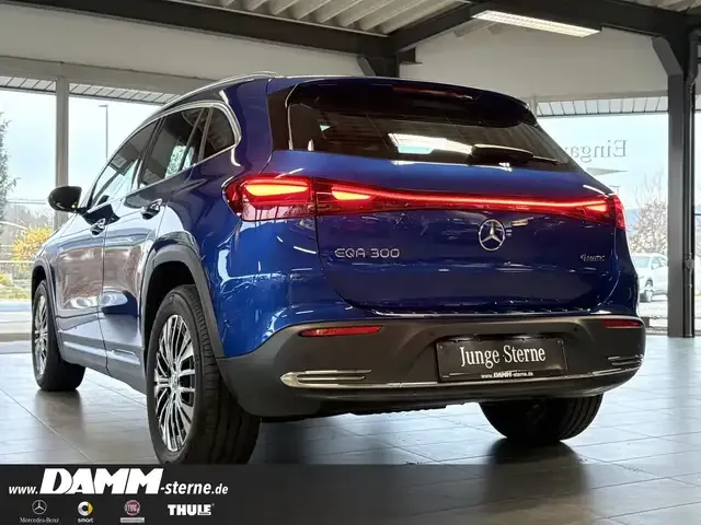Mercedes-Benz EQA 300