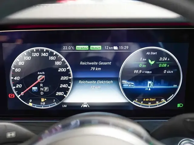 Mercedes-Benz E 300