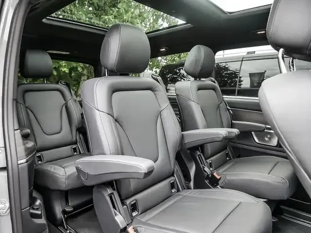 Mercedes-Benz V 250