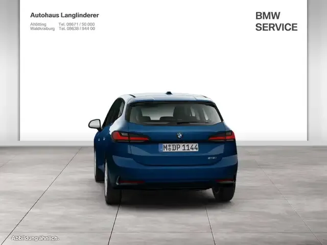 BMW 218