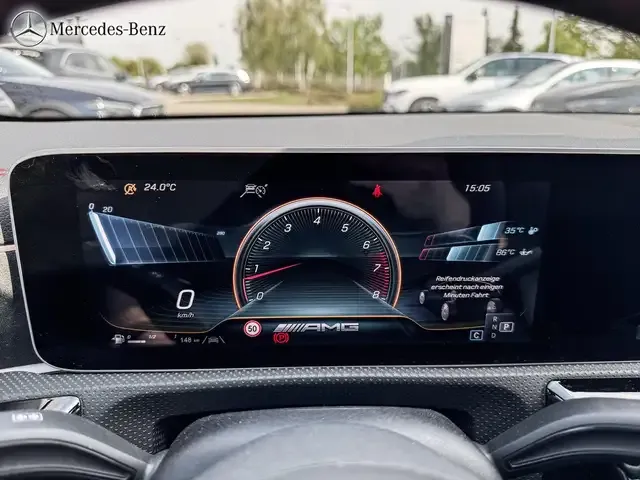 Mercedes-Benz CLA 35 AMG