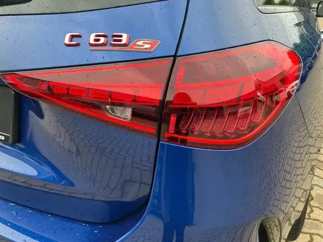 Mercedes-Benz C 63 AMG