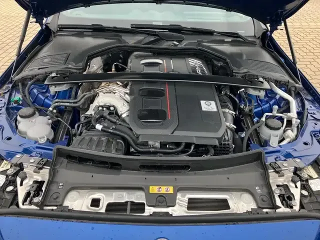 Mercedes-Benz C 63 AMG