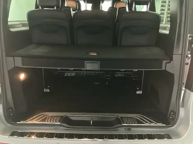 Mercedes-Benz V 250