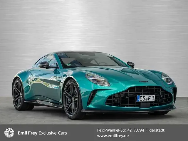 Aston Martin V8
