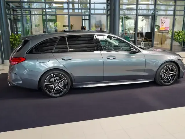 Mercedes-Benz C 220