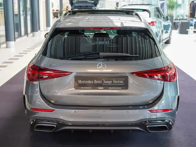 Mercedes-Benz C 220