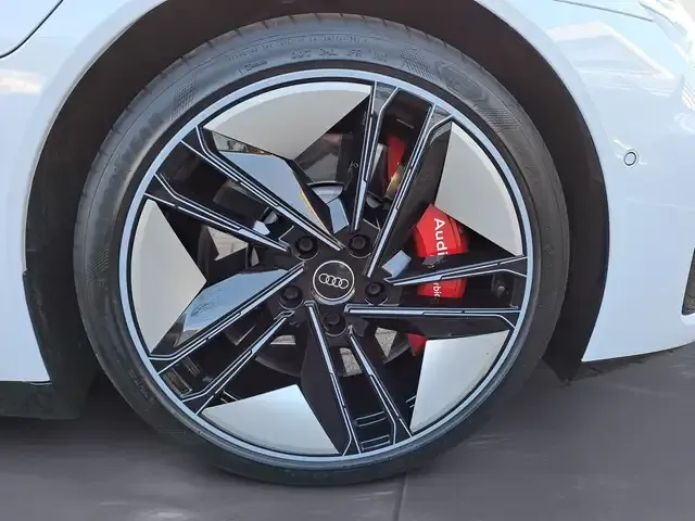 Audi RS e-tron GT