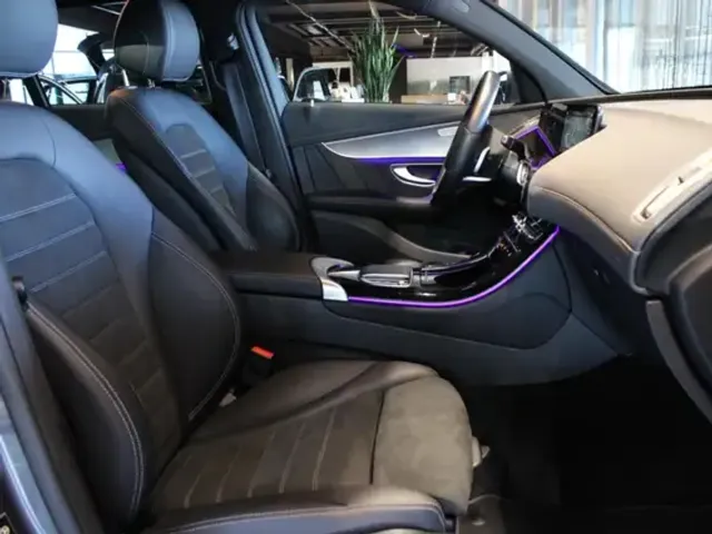 Mercedes-Benz EQC 400