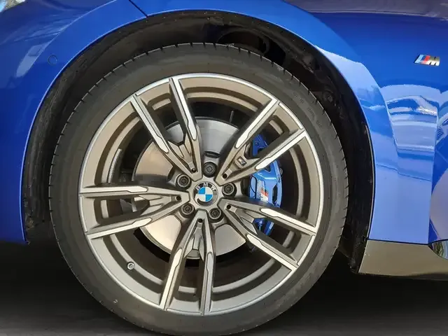 BMW 240