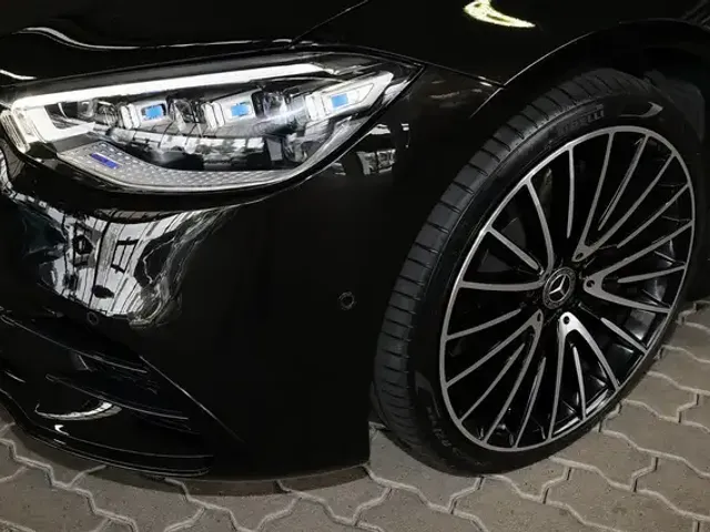 Mercedes-Benz S 580
