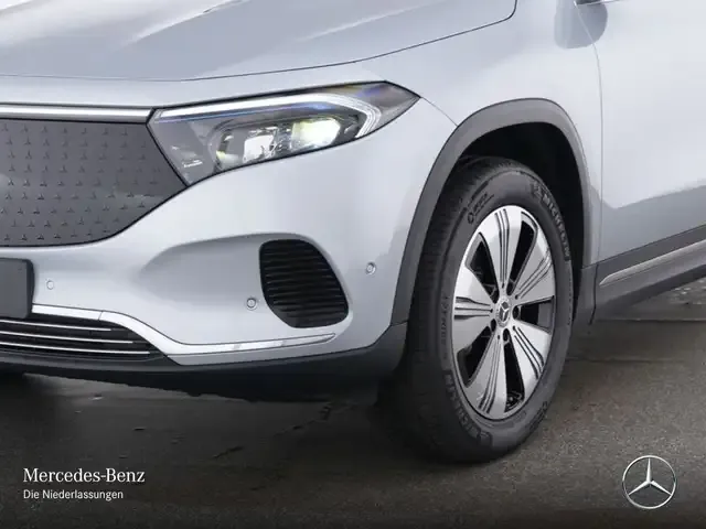 Mercedes-Benz EQA 300