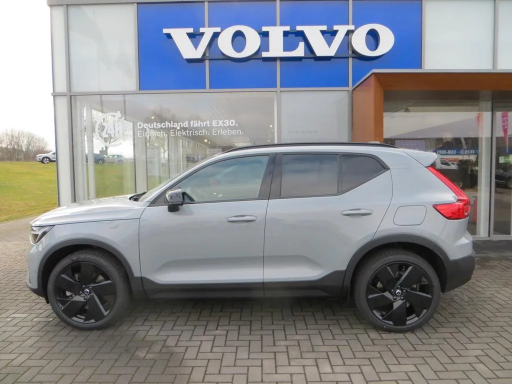 Volvo EX40
