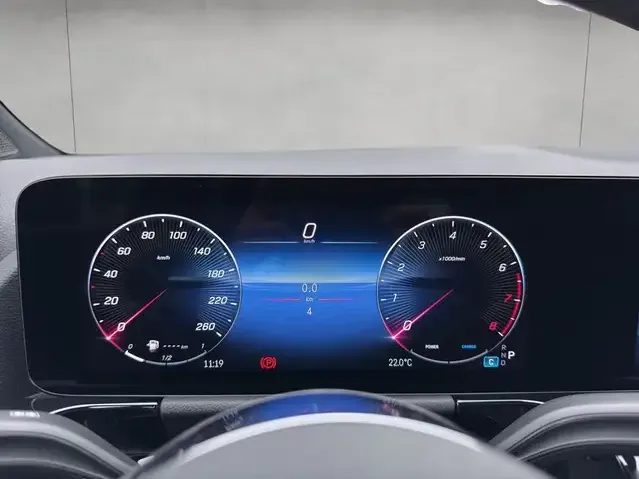 Mercedes-Benz GLA 180