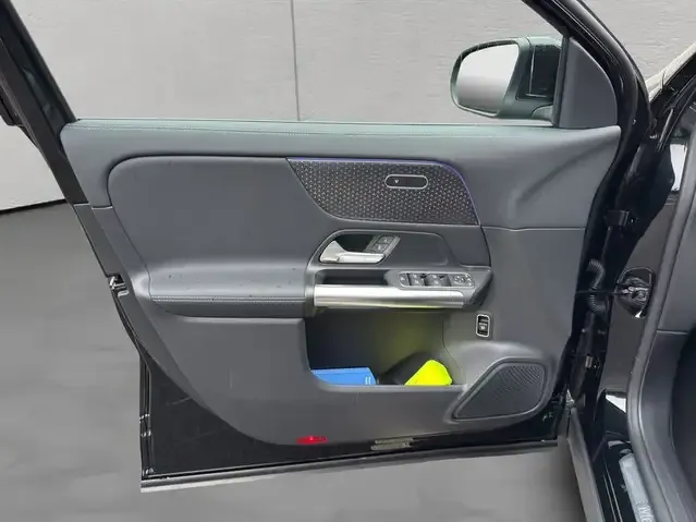 Mercedes-Benz GLA 180