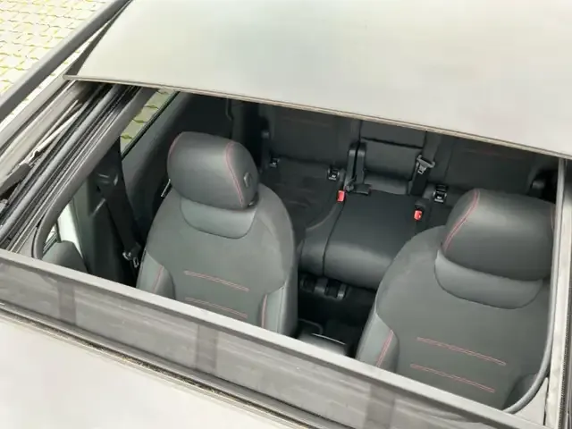 Mercedes-Benz EQB 300