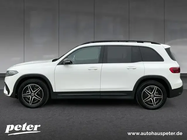 Mercedes-Benz EQB 300