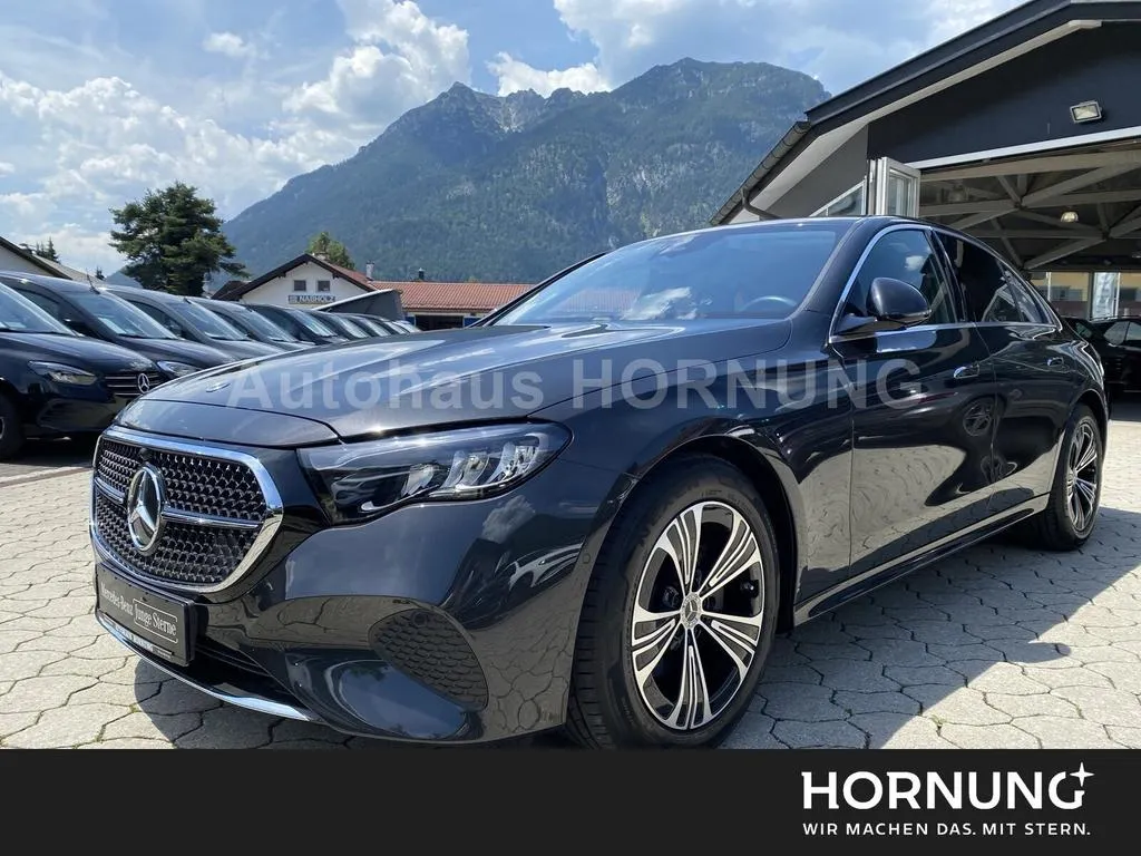 Mercedes-Benz E 220