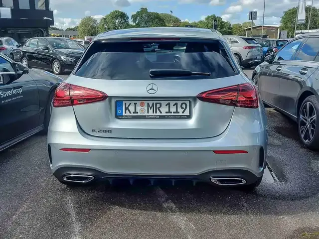 Mercedes-Benz A 200