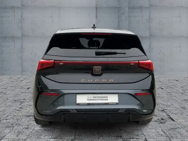 CUPRA Born