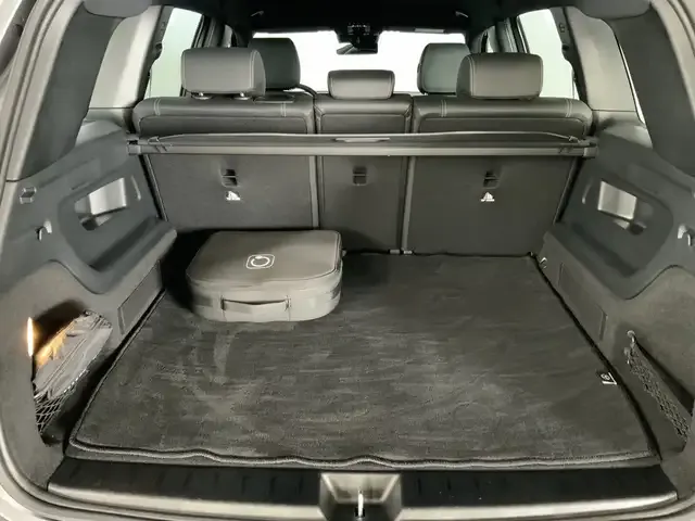 Mercedes-Benz EQB 300