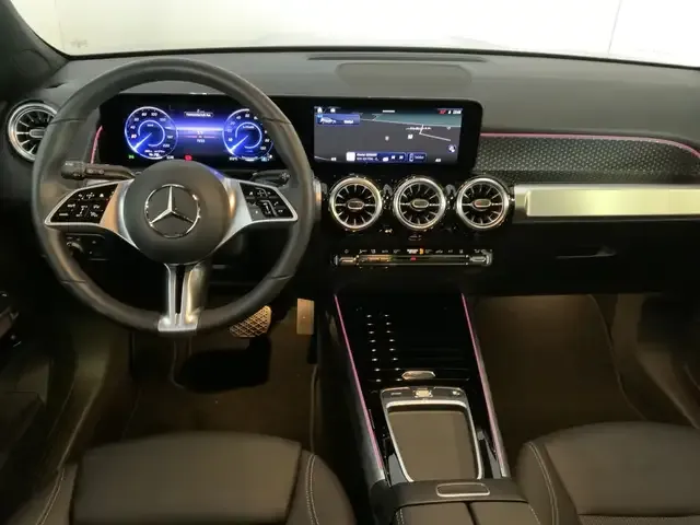 Mercedes-Benz EQB 300