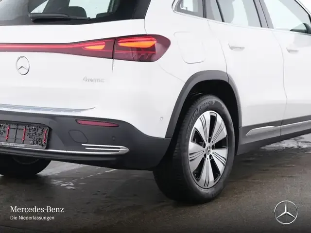 Mercedes-Benz EQA 300