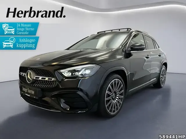 Mercedes-Benz GLA 220