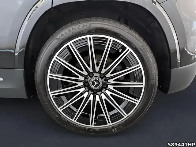 Mercedes-Benz GLA 220