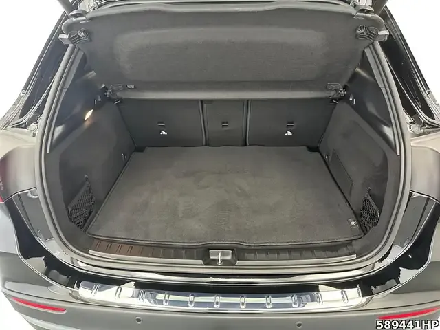 Mercedes-Benz GLA 220