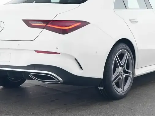 Mercedes-Benz CLA 180